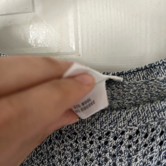 St. John Sports Wool-viscose Netted sleeveless top - Picture 9 of 9